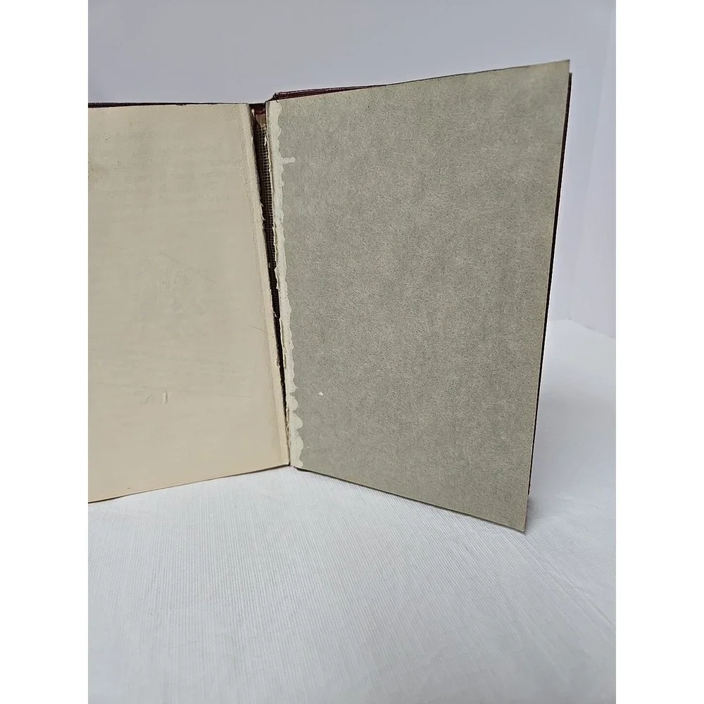 VTG WWII 1944 Cherry‎ Ames, Chief Nurse Hardcover by Helen Wells First Edition